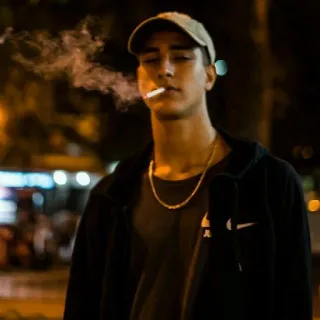 🚬 Merokok, Rokok, Pria, Kasual, Malam, Tembakau, Potret telegram sticker