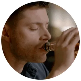 🥃 Dean Winchester Supernatural nadprzyrodzone, dean winchester, picie, piwo, mężczyzna telegram sticker