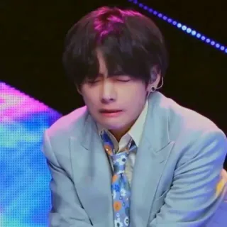 😫 V kpop, корейский, певец, айдол, мужской, азиатский, v, bts whatsapp sticker