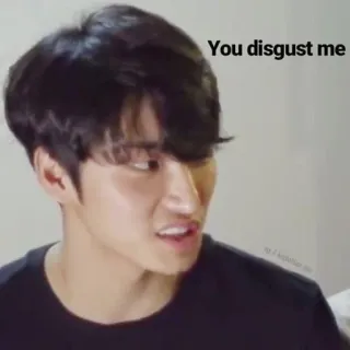 🤢 You disgust me มีม, ขยะแขยง, ปฏิกิริยา, สีหน้า, อารมณ์, หน้า, ภาพเหมือน telegram sticker