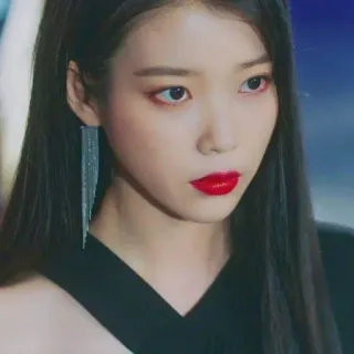 💋 IU Célébrité coréenne, Chanteur coréen, Actrice coréenne, IU whatsapp sticker