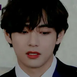 ⛓ V V, BTS, K-pop, chanteur, idole, coréen, célébrité, musicien telegram sticker
