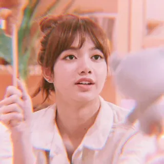 🐥 Lisa K-Pop, Sängerin, Frau, Person, Promi, Asiatin, Idol telegram sticker