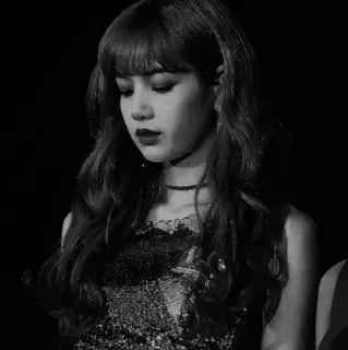 🎶 Lisa K-POP, Blackpink, 歌手, 女性, アイドル, ファッション, ポートレート telegram sticker