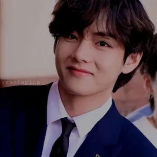 ⛓ V yyvantepics kpop, k-pop, v, bts, chanteur, idole telegram sticker