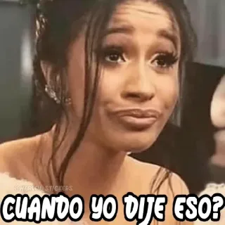 🤨 CUANDO YO DIJE ESO? Frau, Meme, Ausdruck, Frage, Verwirrung, Spanisch, Cardi B telegram sticker