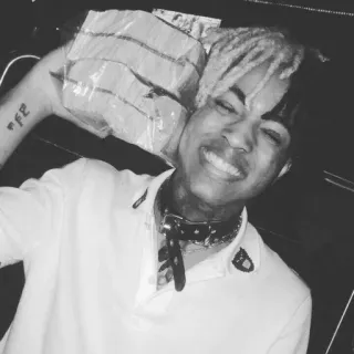 🖤 XXXTentacion rapper, muzikant, glimlach, zwart wit, XXXTentacion telegram sticker