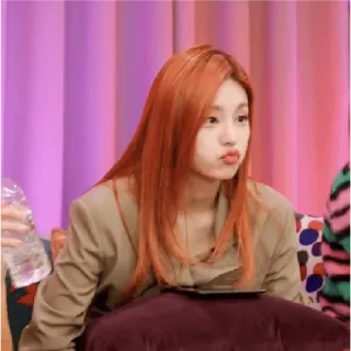 😚 donna, persona, ragazza, capelli arancioni, K-pop telegram sticker