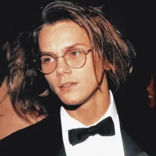 ⚡ River Phoenix Актер, Портрет, Знаменитость, Очки, Галстук-бабочка, Ривер Феникс telegram sticker