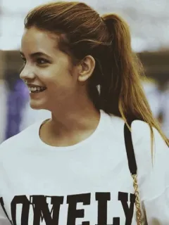 ⛰ LONELY woman, t-shirt, lonely, portrait, hair, style, fashion whatsapp sticker
