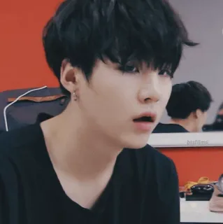 ❄️ Suga K-Pop, BTS, Min Yoongi, Idol, Penyanyi whatsapp sticker