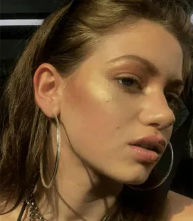 💄 retrato, mulher jovem, argolas, beleza, joias whatsapp sticker