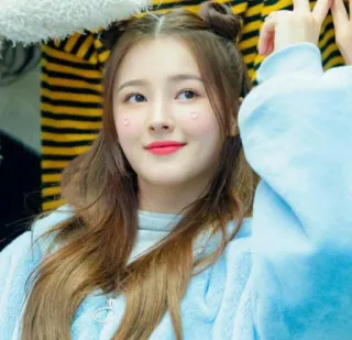 🧚‍♀ Nancy Jewel McDonie kpop, nancy, idola, selebriti, wajah, korea whatsapp sticker