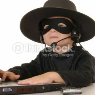 😈 bambino, computer, cappello, maschera, zorro, cuffie telegram sticker