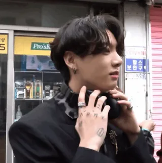 🕸 ARMY pessoa, brincos, tatuagem, fones de ouvido telegram sticker