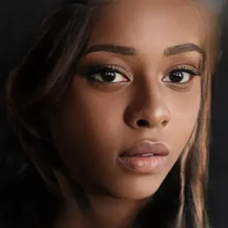 🌚 mujer, retrato, cara, belleza, persona, primer plano telegram sticker