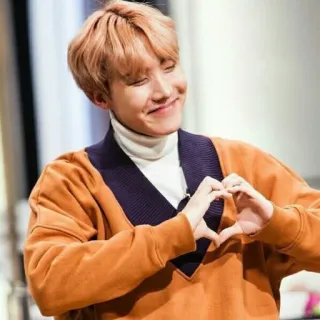 🍀 kpop, heart gesture, idol, asian, smile, happy telegram sticker