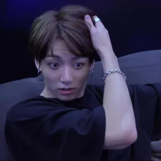 🐟 Jungkook kpop, meme, divertente, confuso, ritratto, celebrità, persona telegram sticker