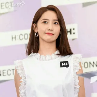 🕊 H: CONNECT celebridade coreana, Yoona, atriz coreana, moda, mulher, retrato whatsapp sticker
