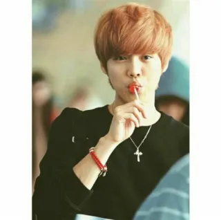 🍭 человек, леденец, рыжие волосы, сладкий, молодость, k-pop telegram sticker