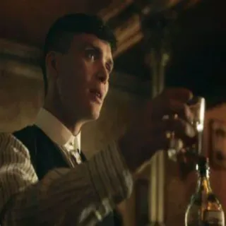 🥂 Thomas Shelby Peaky Blinders man, drink, portrait, peaky blinders, thomas shelby telegram sticker