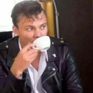 🍻 Mann, Kaffee, Porträt, Lederjacke, Erwachsener, Getränk telegram sticker