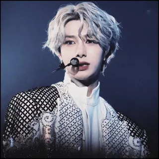 ☁️ kpop, piosenkarz, mężczyzna, idol, muzyka telegram sticker
