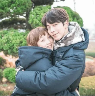 🔘 couple, étreinte, amour, hiver, affection, romance whatsapp sticker