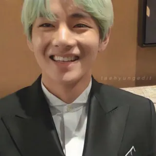 KIM TAEHYUNG 一 @CONVOLVING ៹ telegram stickers