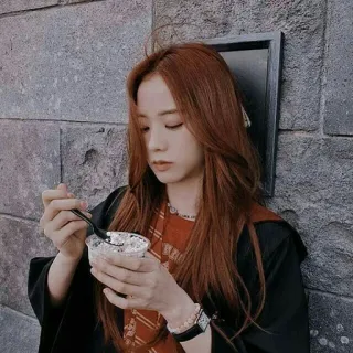 alzaarle as jisoo whatsapp stickers