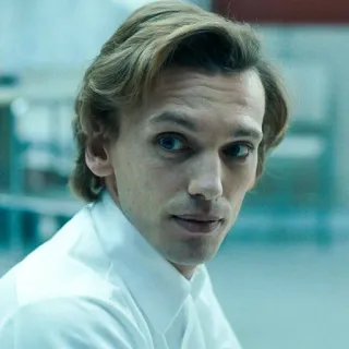 😐 Jamie Campbell Bower ator, celebridade, retrato, homem, cabelo, olhos azuis telegram sticker