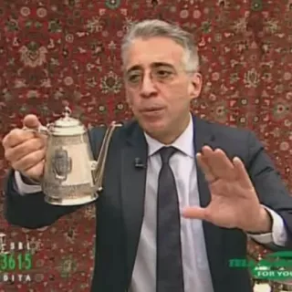 ☕️ 3615
DITA мужчина, серебряный чайник, костюм, ковер, телевизор telegram sticker