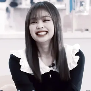 🍥 Jennie Kim Jennie, Blackpink, K-pop, Idool, Zangeres, Glimlach, Vrouw, Beroemdheid whatsapp sticker