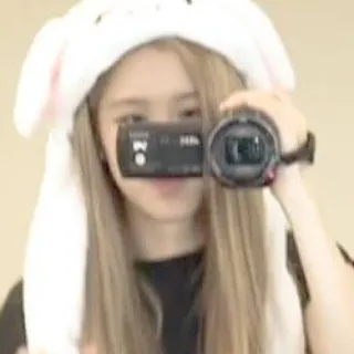 🧁 selfie, bunny, girl, camera, hat telegram sticker