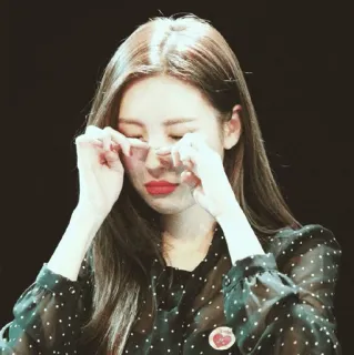 🗞 llorando, mujer, triste, lágrimas, emoción telegram sticker