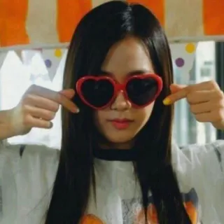 🤓 femme, lunettes de soleil coeur, lunettes de soleil, asiatique, portrait telegram sticker