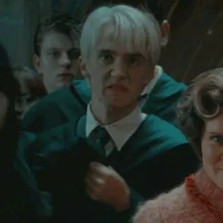 🐍 Draco Malfoy Harry Potter draco, malfoy, harry potter, mago, estudiante, slytherin telegram sticker