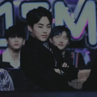 ☁️ Xiumin Xiumin, Idol, K-Pop, Sänger, Exo, Koreanisch whatsapp sticker