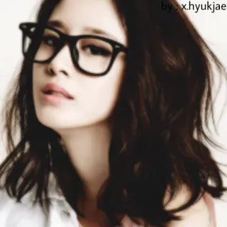 😌 by: x.hyukjae woman, portrait, glasses, female, brunette, person, beauty, style whatsapp sticker