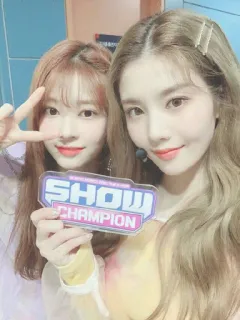 💙 SHOW CHAMPION Kpop, Show, Campeão, Música, Prêmio whatsapp sticker