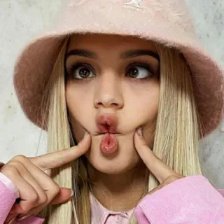 😘 telegram sticker