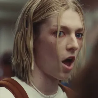 💉 Jules Vaughn Euphoria Jules Vaughn, Euphoria, Hunter Schafer, character, tv show, portrait telegram sticker