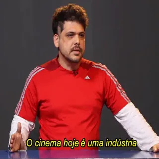 👊 O cinema hoje é uma indústria hombre, camisa roja, industria, cine, estudio, hablando, entrevista telegram sticker