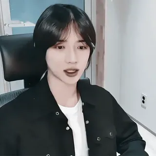 🥠 whatsapp sticker