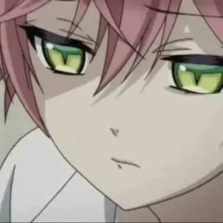 🍷 anime, manga, character, pink hair, green eyes telegram sticker
