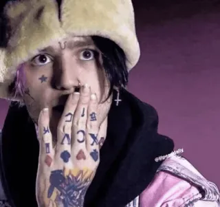 💙 Lil Peep Lil Peep, แร็ปเปอร์, นักดนตรี, รอยสัก, ภาพเหมือน telegram sticker