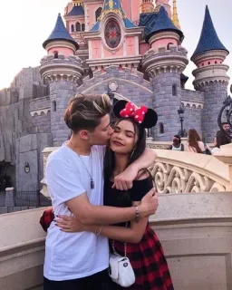 💋 para, Disney, pocałunek, miłość, uszy telegram sticker