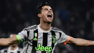 7️⃣ Cristiano Ronaldo soccer, football, athlete, celebration, ronaldo, sports telegram sticker