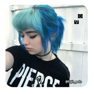 🦋 PIERCE fille, cheveux bleus, emo, ado, portrait whatsapp sticker