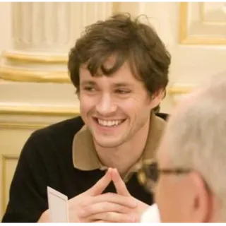 ☺️ Hugh Dancy Schauspieler, Mann, Lächeln, Porträt telegram sticker